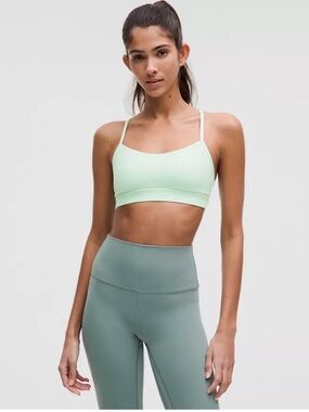Lululemon flow y bra nulu